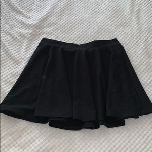 Black skater skirt